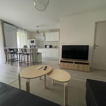 Splendide Appartement 3 Pieces - Parking Et Clim Валанс Екстериор снимка