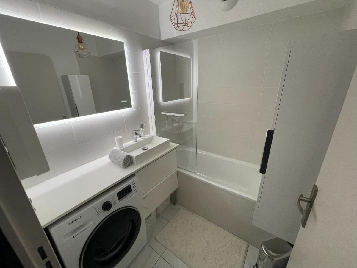 Splendide Appartement 3 Pieces - Parking Et Clim Валанс Екстериор снимка